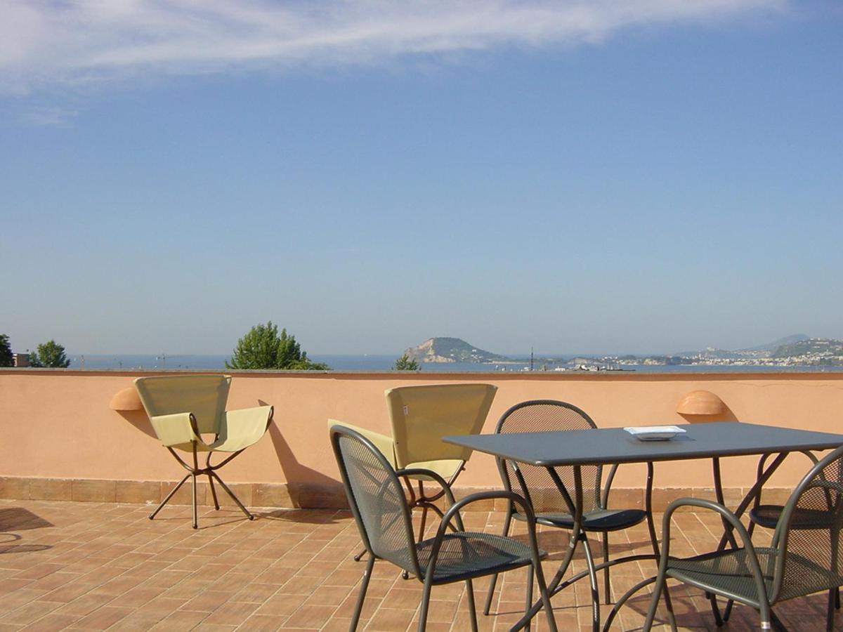 Aparthotel Flegrea House Pozzuoli Exterior foto