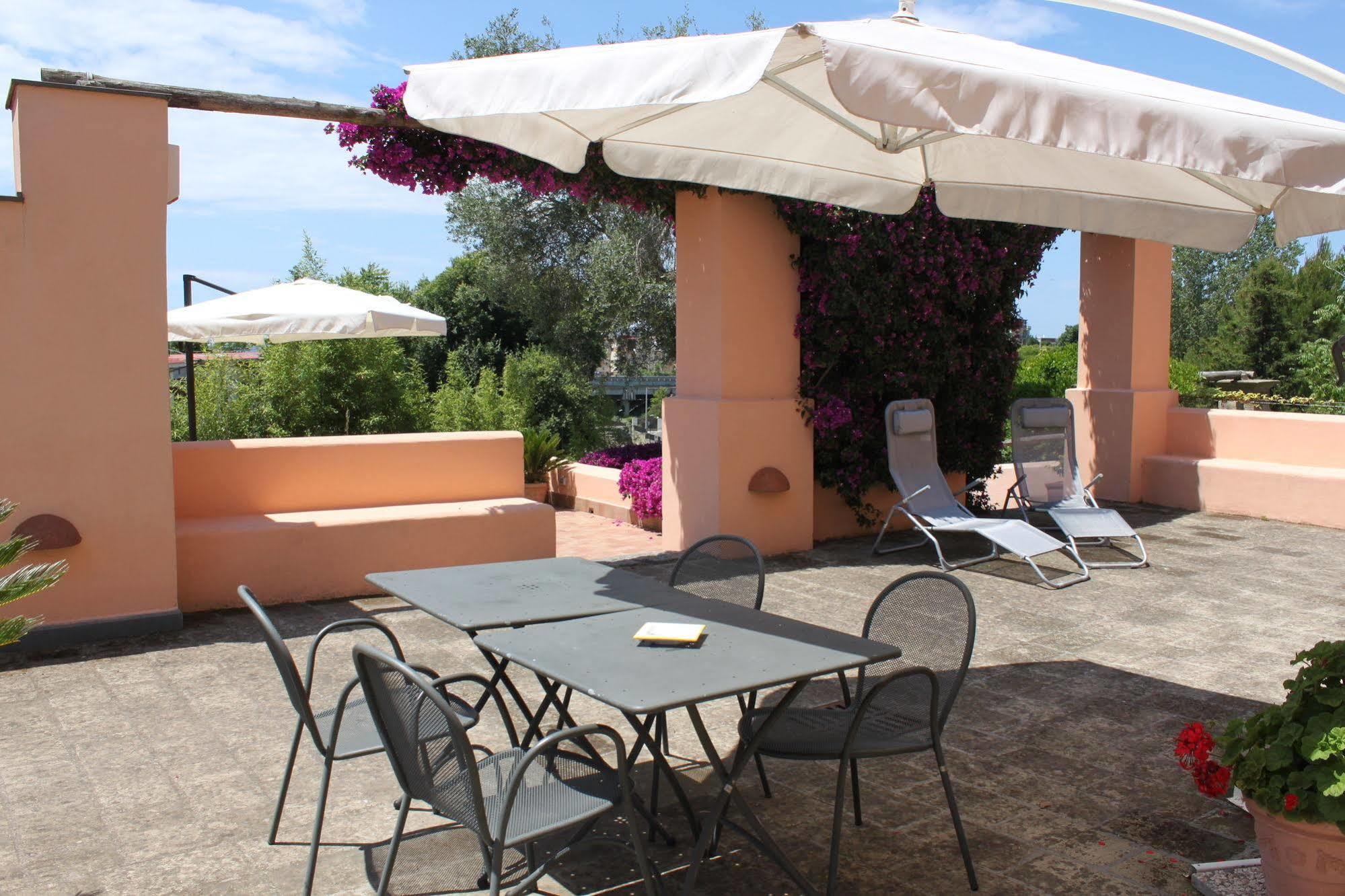 Aparthotel Flegrea House Pozzuoli Exterior foto