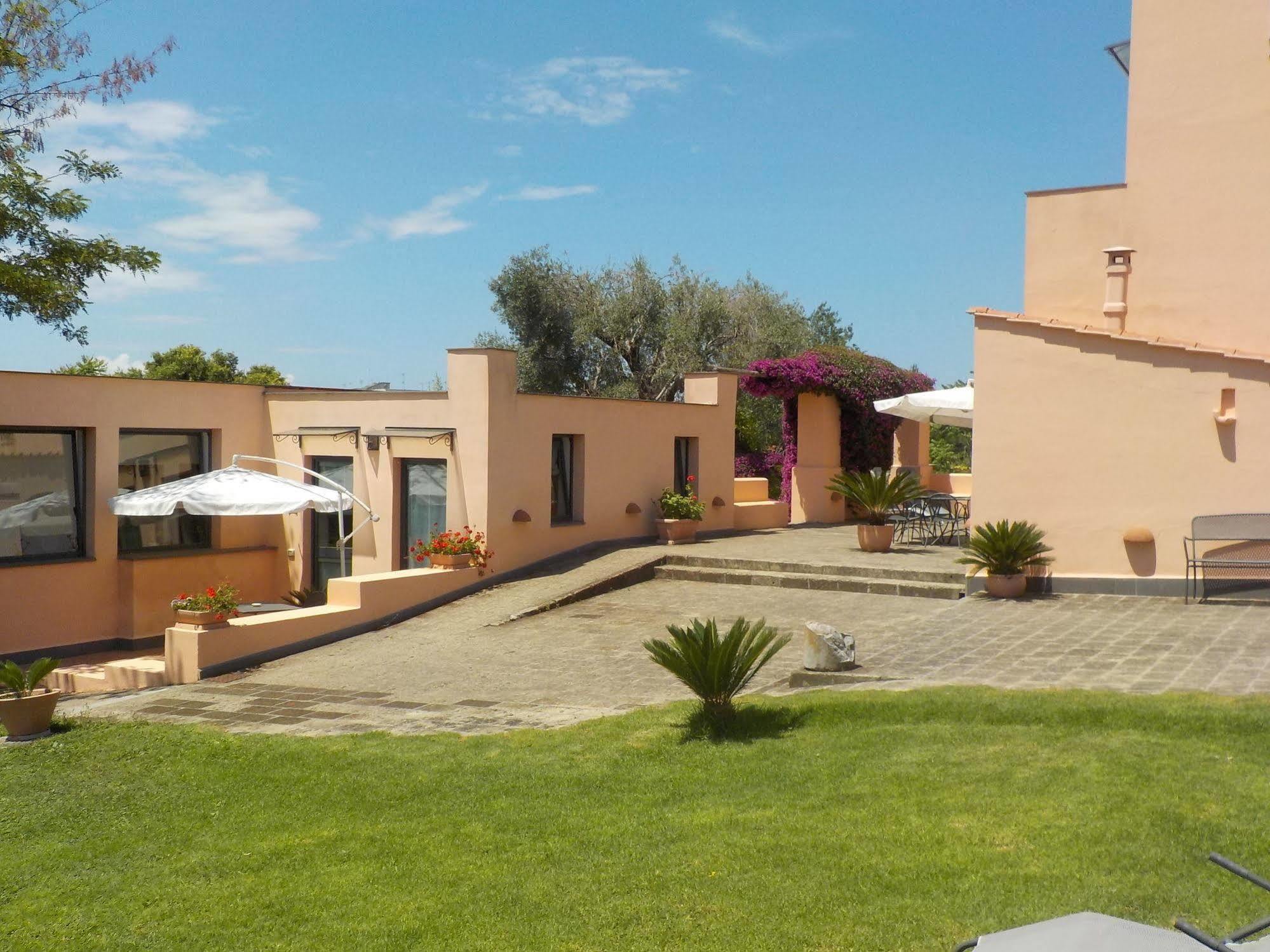 Aparthotel Flegrea House Pozzuoli Exterior foto